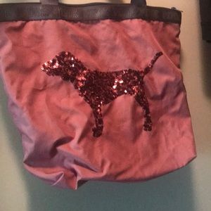Vs tote bag